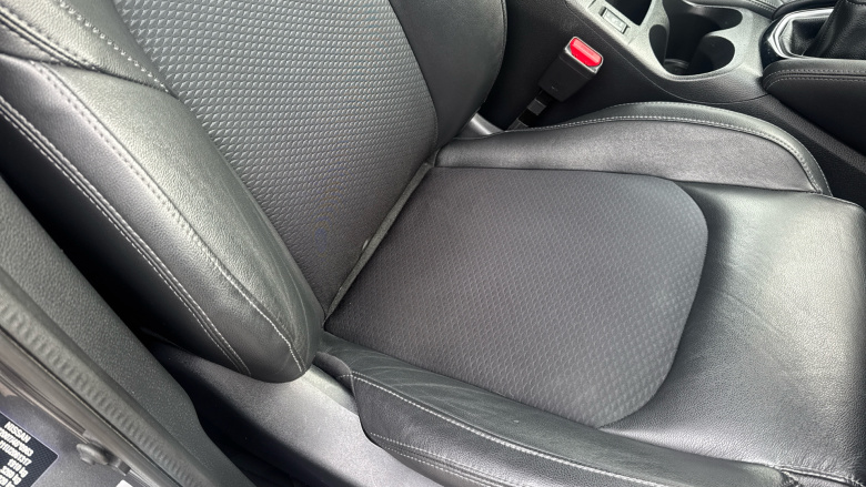 Nissan Qashqai 1.5 dCi Tekna 5dr Diesel Hatchback